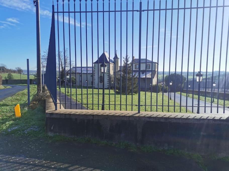 Le Logis Cholet 49300 Lieu Exceptionnel En Famille Ou Amis Villa Mazieres-en-Mauges Luaran gambar