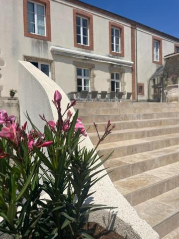 Le Logis Cholet 49300 Lieu Exceptionnel En Famille Ou Amis Villa Mazieres-en-Mauges Luaran gambar
